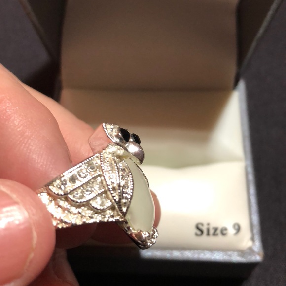 Owl Ring - Picture 8 of 8